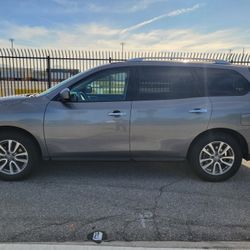 2015 Nissan Pathfinder 