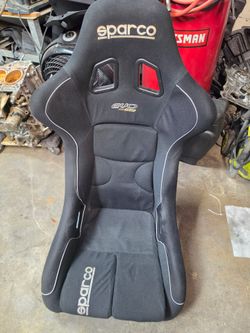 Sparco Evo Grp Tech seat with nrg brackets clean parts