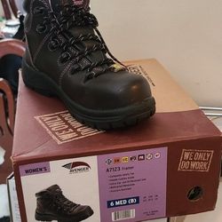 Avenger Work Shoes Women Size 6