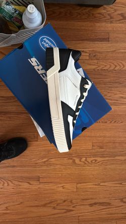 Tennis Shoes Size 12