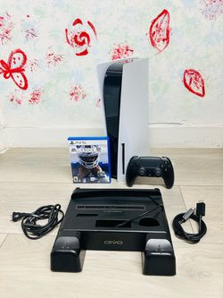 Sony PlayStation 5 - Disc Version Bonus 1 Game ,  Stand And Cooling  Station ( Used Very New )