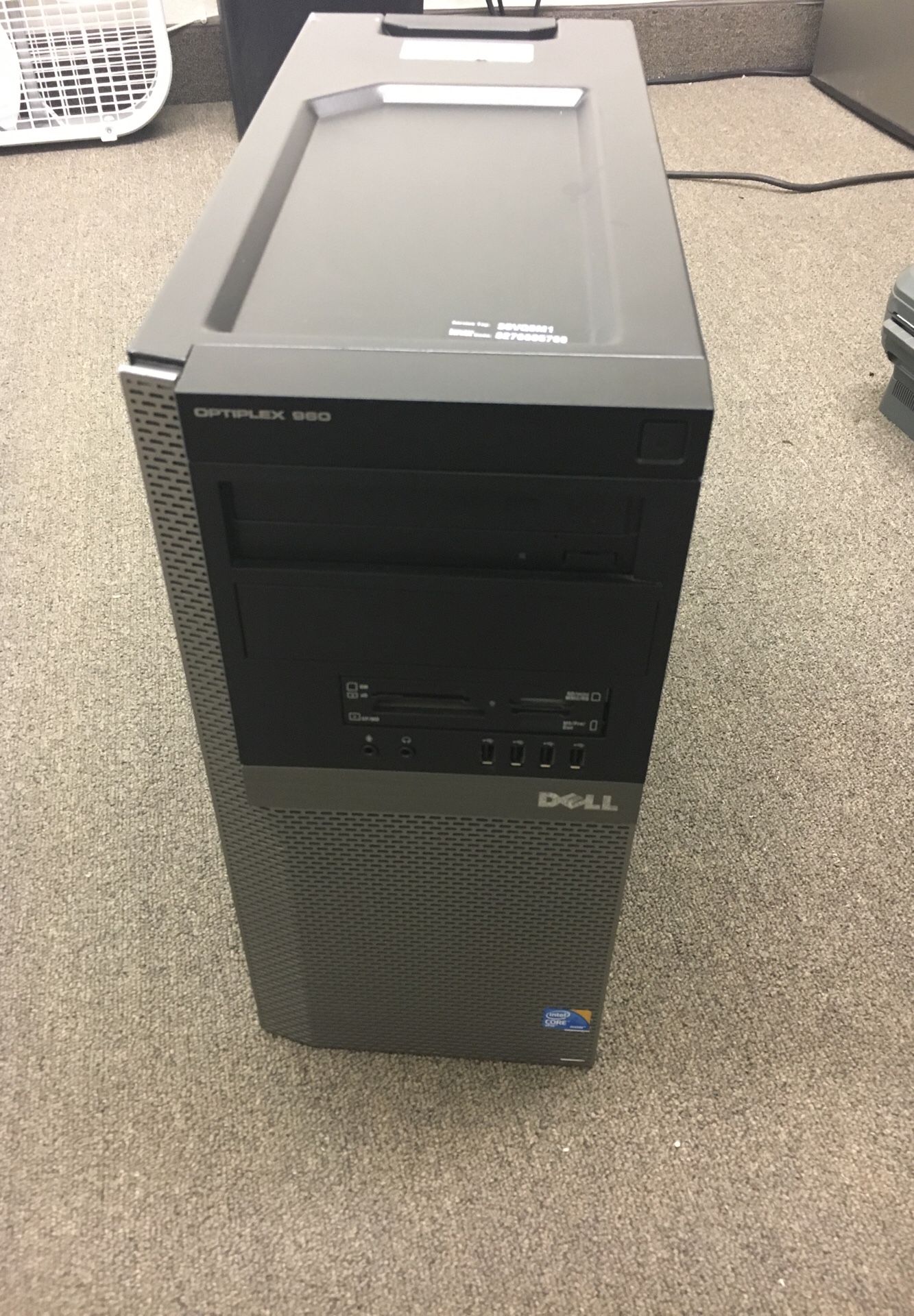 Dell optiplex 960 core 2 duo 3.0GHz , 4GB ddr2 ram. 250GB Hard drive