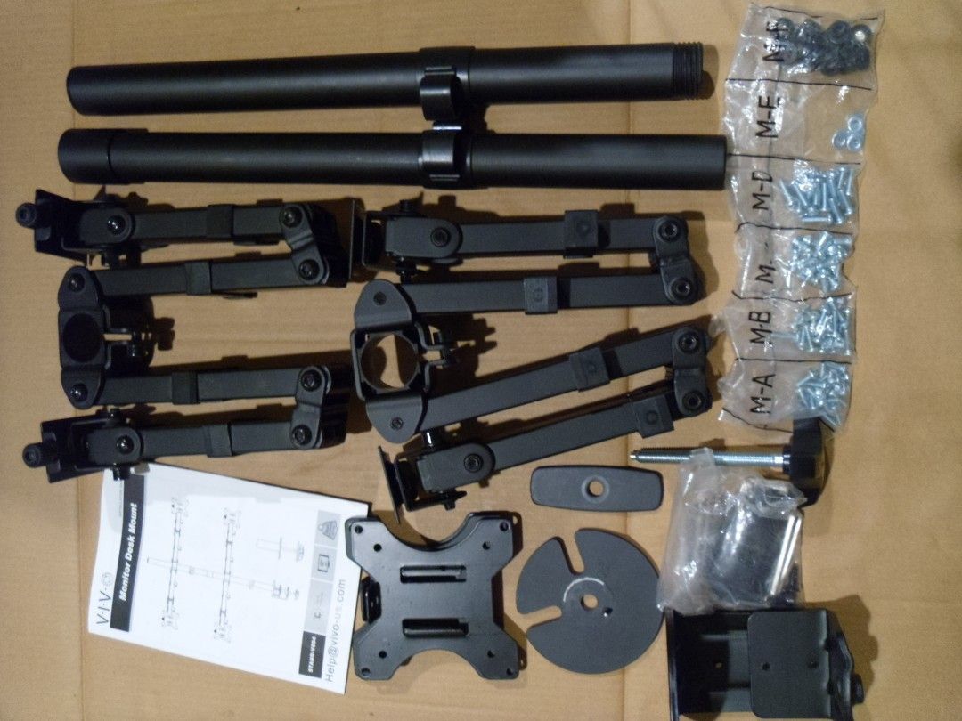 VIVO Quad Monitor Stand/Mount for 13 to 30in Monitors