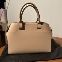 Leather Handbag Purse Made In Italy Two Handles Top Zipper Magnetic Cream Tan