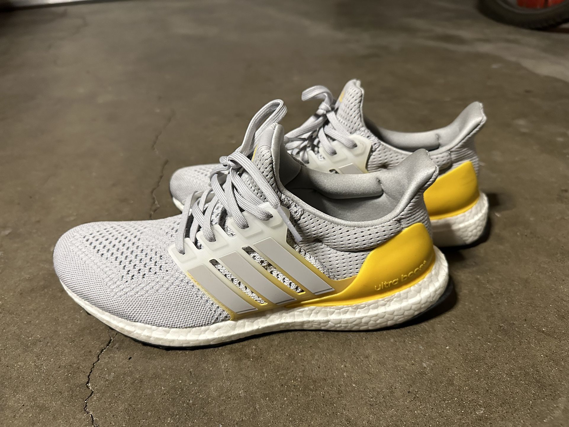 Adidas Boost Size 10 Ultra Boost Adidas UltraBOOST DNA Mens SIZE