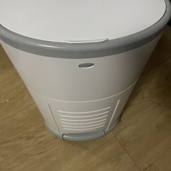 Baby Diaper Bin