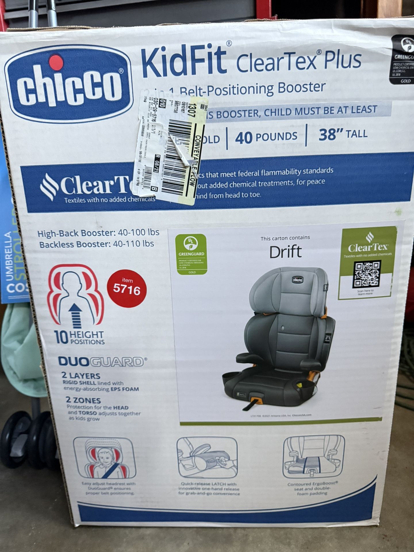 Chicco ClearI Textiles with no added chemicals KidFit ClearTex® Plus • - 1 Belt-Positioning Booster