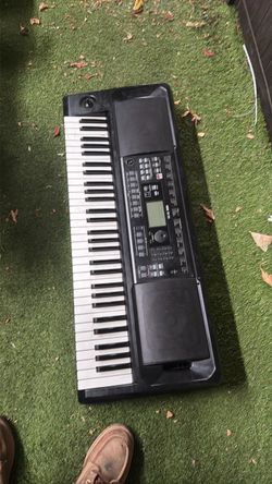 Keyboard Korg ek50