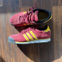 Adidas SAMOA Burgun/Gold Men's US 10. 