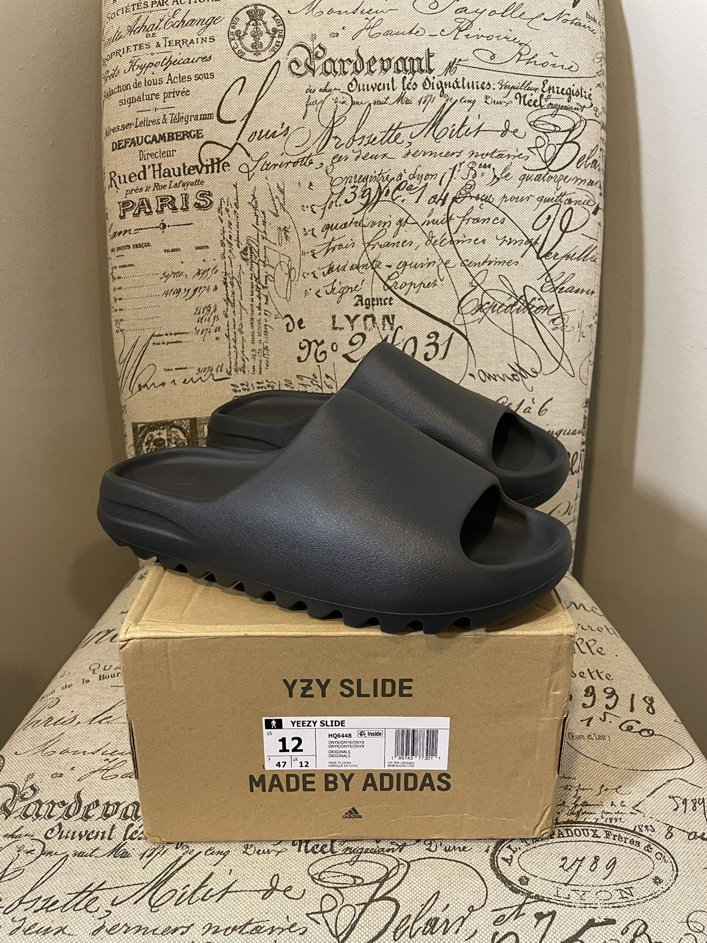 Yeezy Slide Onyx