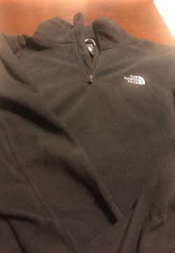 Woman’s north face thin jacket size M .