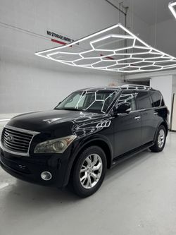 2012 Infiniti Qx56