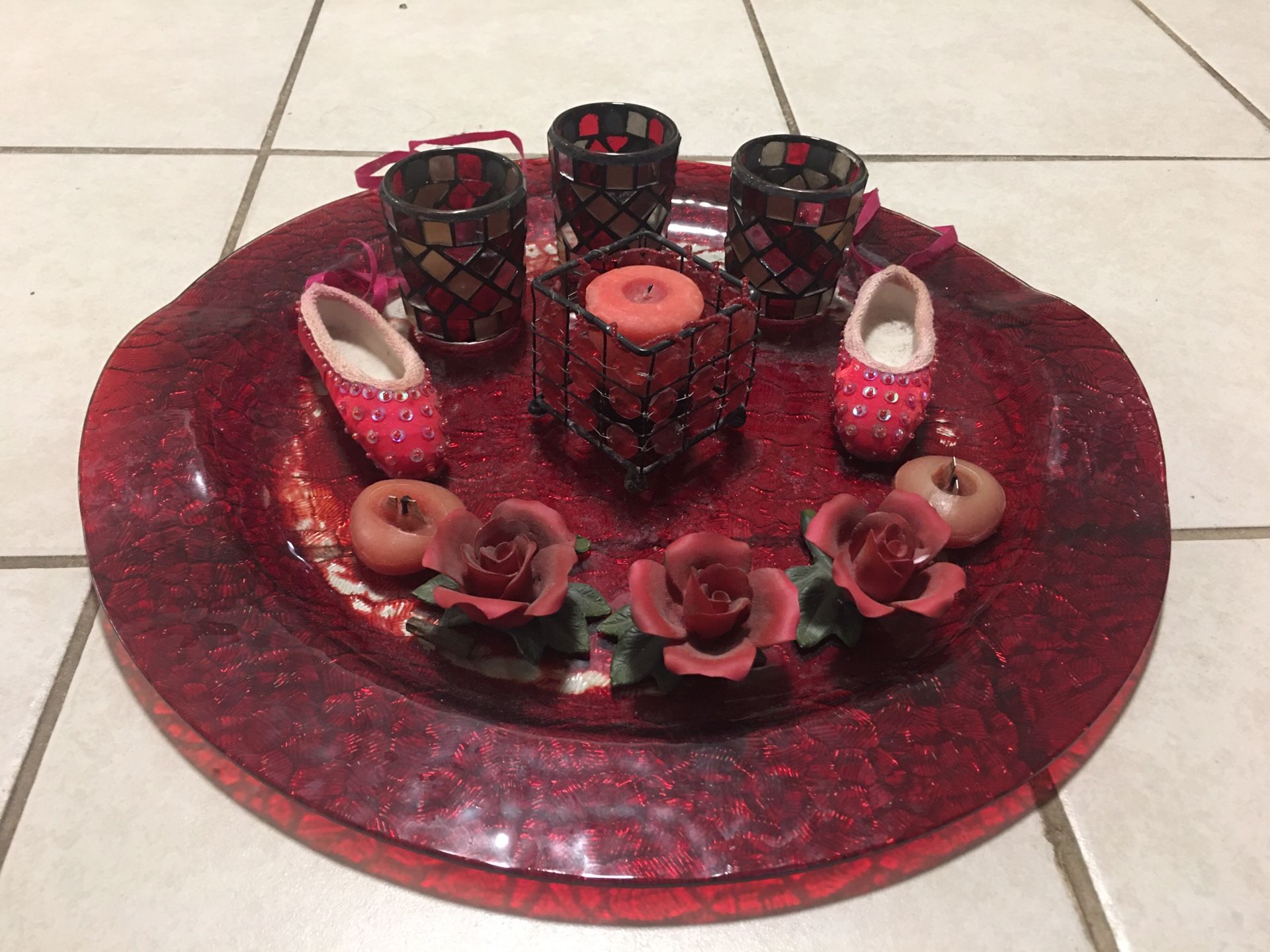 Tray with everything
