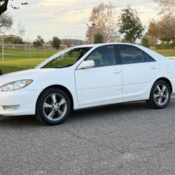 2005 Toyota Camry 