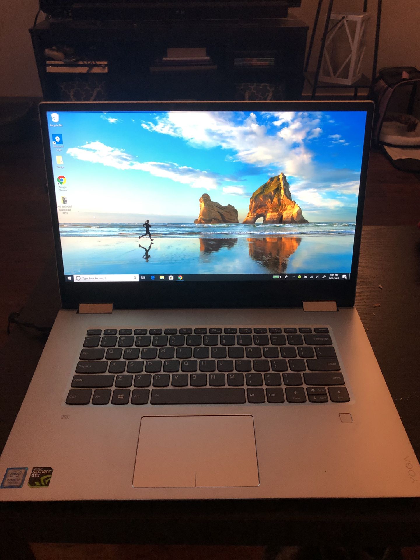Lenovo Yoga 720 15IKB Touchscreen Laptop