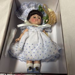 Easter bonnet collectible, doll