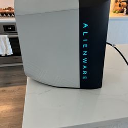 Alienware Aurora R10 Gaming PC – Ryzen 5, GTX 1660 Ti, 16GB RAM