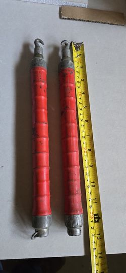 Pull Wire Twister