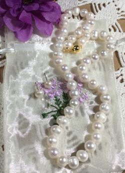 Genuine Natural White 18 Inch Culture, Pearl Necklace And Earring Set 8 Mm.  SG-0059