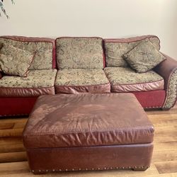 Sofa Set With Otto man
