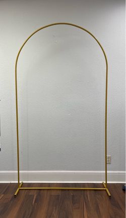 7.2ft Arch Backdrop Metal Gold Party Backdrop 7.2ft tall 4ft wide NEW