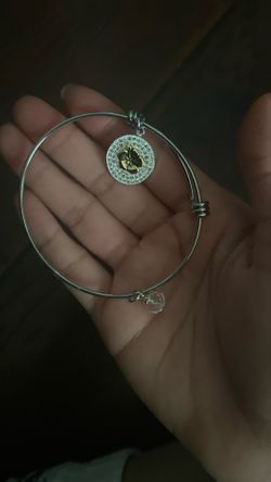 Stitch flower bracelet 