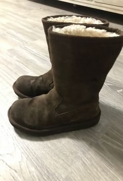 Girl size 2 Ugg Boots