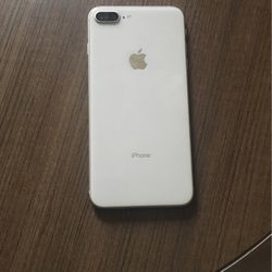 iPhone 8 Plus