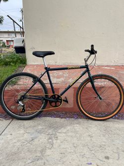 Vintage 90’s specialized hard rock mountain bike