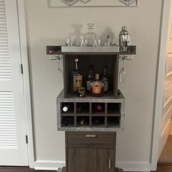 Mini Bar 