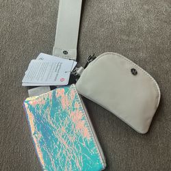 Lululemon Dual Pouch Wristlet