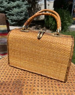 vintage 1950s wicker purse