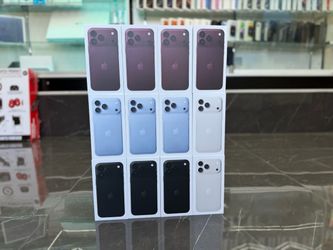 Apple iPhone 18 Pro Max ((Take It Home In Payments/ llévatelo a casa en pagos) only $10 down (Unlocked)