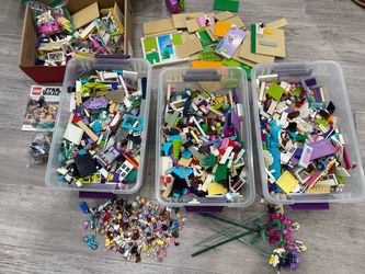 Huge LEGO Lot – Bulk Bricks, Friends Minifigures, Baseplates & Accessories