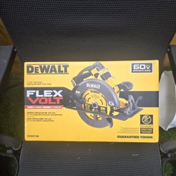 New. Dewalt FLEXVOLT 60V MAX Cordless Brushless 7-1/4 in. Circular Saw with Brake (Tool Only)