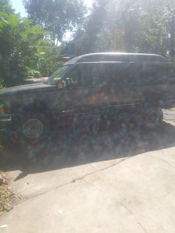One-of-a-Kind high top Suburban with the big block 454 engine $1,500