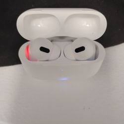 Airpods Never Used Brand New 