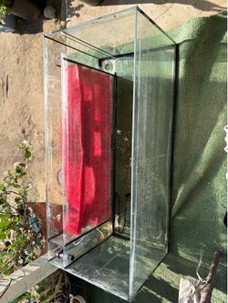 60 gallon Glass Aquarium/ fish tank with Built-in Sump Filter