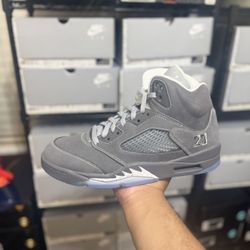 Jordan 5 Wolf Grey 8.5,9,10.5,11,12,13