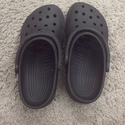 Crocs Women Size 7 Black 