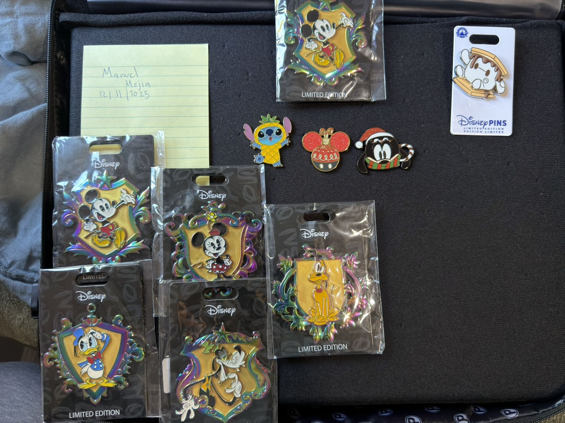 Disney, Hot topic, Box lunch, PALM And More pins