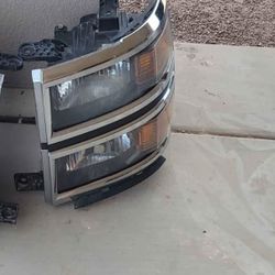 2014 2015 Chevy Silverado 1500 Left/Driver Headlight OEM GM ORIGINAL