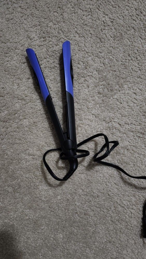 Remington 4-in-1 Ceramic MultiStyler S6600 Straightener Flat Curling Iron