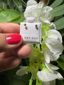 Baby stubs 10k earrings