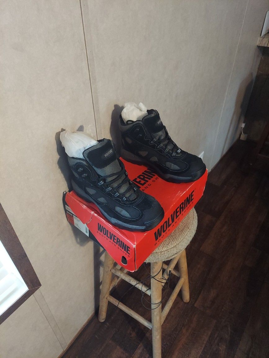 WOLVERINE BRAND NEW STEEL TOED BOOTS