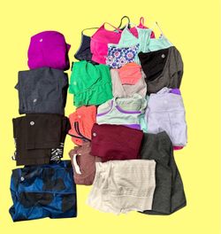 17 piece Lululemon lot size 8
