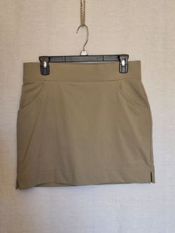 Columbia Omni-Shield Women's Skort Safari Khaki Pockets Stretch ~ Size M