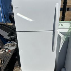 Fridge In Great Working Condition 
