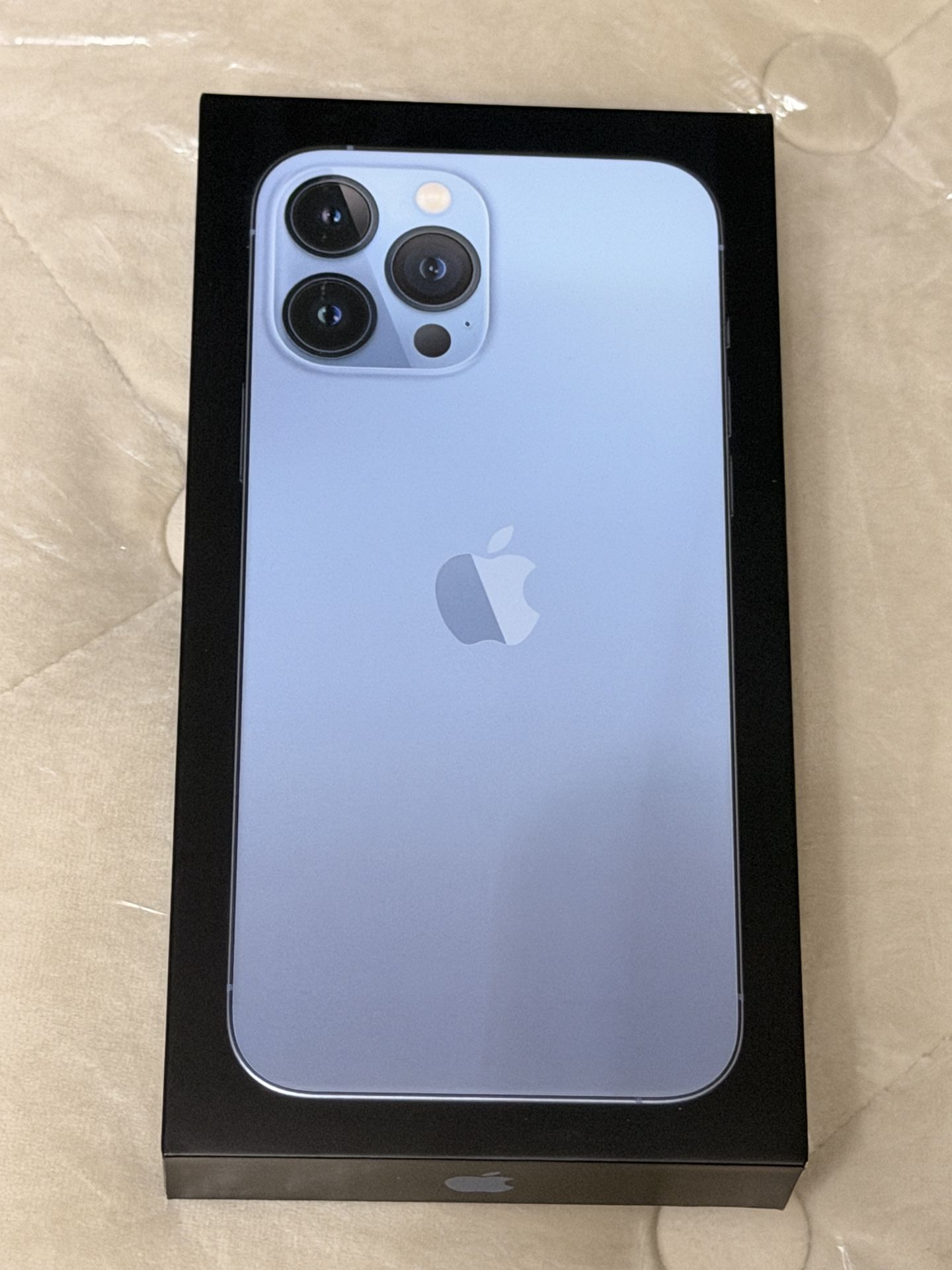 iPhone 13 Pro Max - Sierra Blue - 256GB - Unlocked