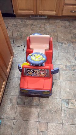 Bluey Ride-On Car with charger
